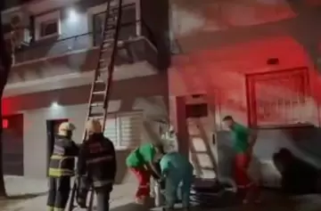 Tomaron una tremenda decisión para salvar a una nena de un incendio