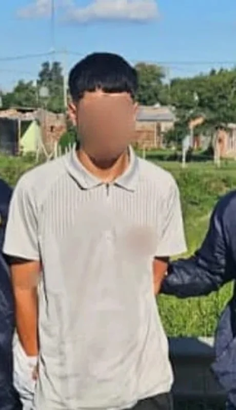 Uno de los dos jóvenes detenidos por la Policía Federal. (Foto: web)