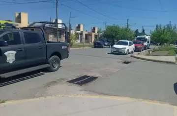 Violencia de género: se atrincheró con nafta y un machete