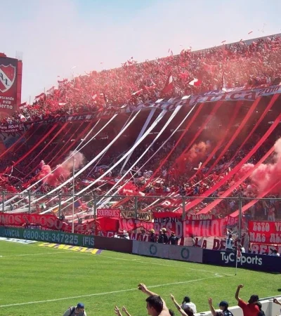Independiente de Avellaneda quiere ser puntero.