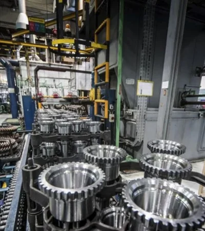 La metalmecánica hace punta    /