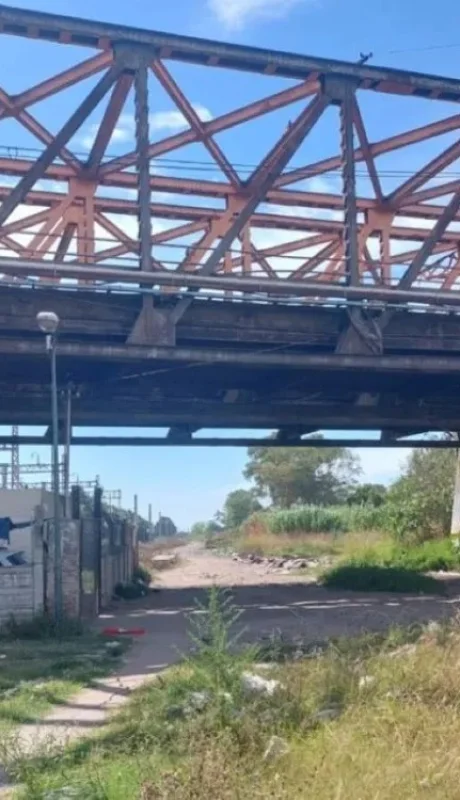 Dos adolescentes fueron encontrados sin vida debajo de un puente
