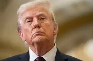 Estados Unidos dejaría de ayudar económicamente a Sudáfrica