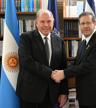 Werthein quiere estrechar lazos más profundos con el estado judío mediante una agenda conjunta.