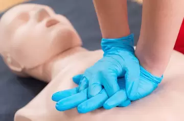 Salvar vidas con un gesto solidario: capacitación gratuita en primeros auxilios