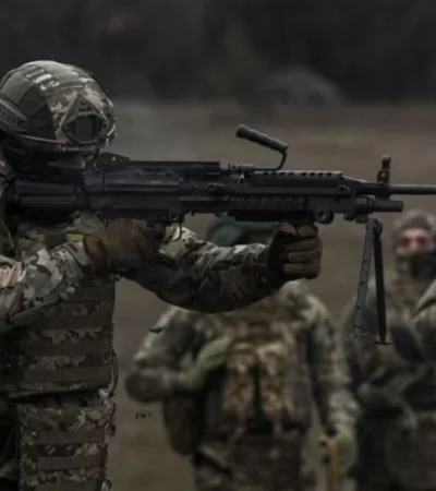 A las tropas ucranianas les cuesta sostener gran parte de sus posiciones en el Donbás.