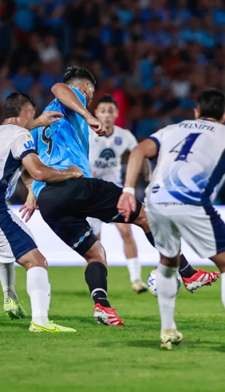 Triunfazo del Azul en Córdoba