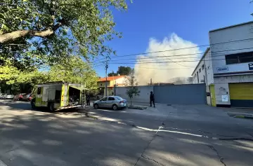 Godoy Cruz: se incendió un galpón y sospechan que hubo un robo