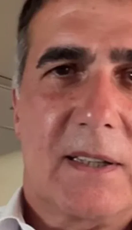 El periodista Antonio Laje obtuvo su matrícula de piloto en el año 2017.