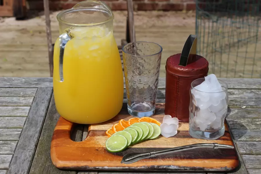 Fresco, liviano, enemigo del calor. Así es el tereré.