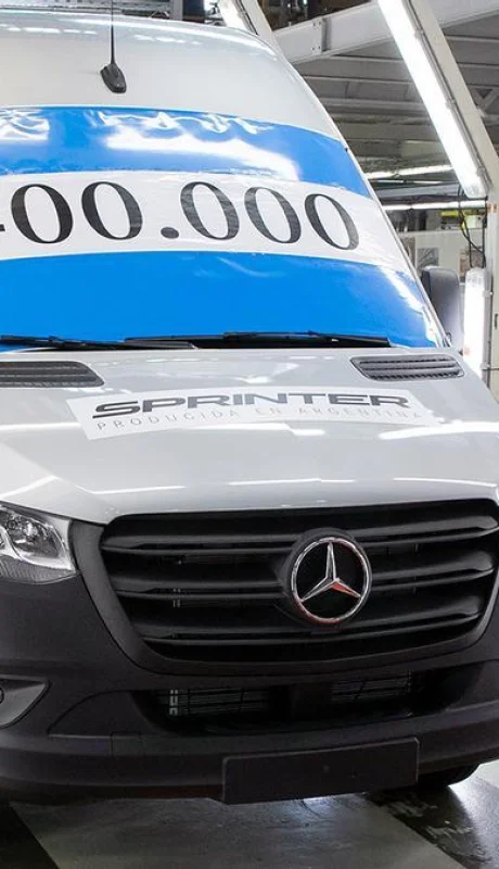 Mercedes-Benz vendió su planta en Argentina.