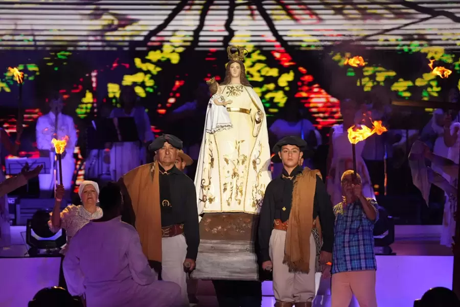 Ecos de Vendimia, más allá de lo visible", la fiesta que coronó a María Camila.