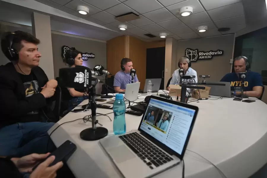 Caputo en Radio Rivadavia