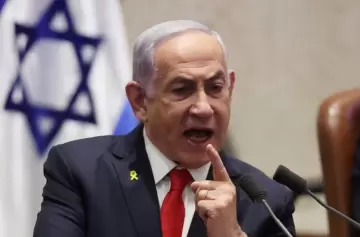 "Si Hamás no devuelve a nuestros rehenes antes del mediodía del sábado, el alto el fuego terminará"