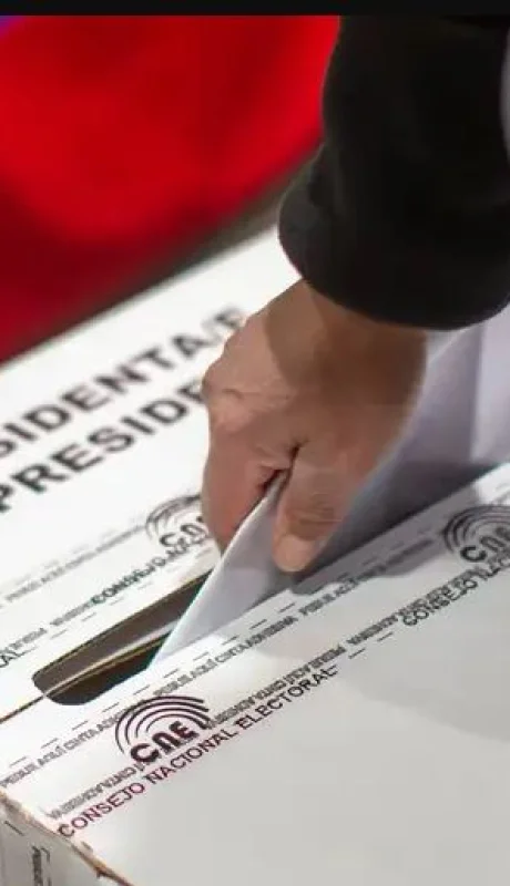 Una misión del organismo continental pone paños fríos a las sospechas de alteración de votos.