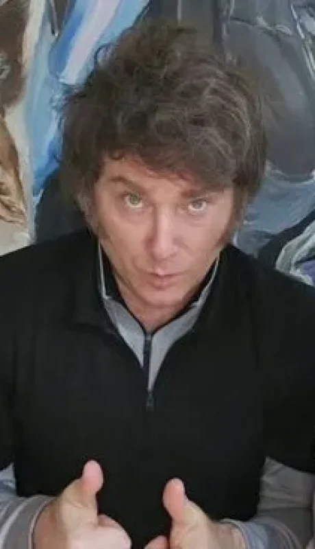 Piazza, Milei y el marido de diseñador.