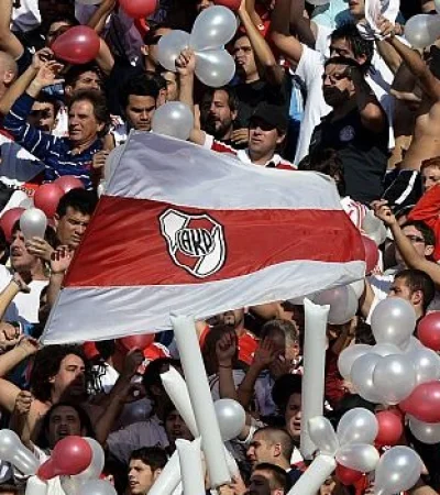 Hinchas de River