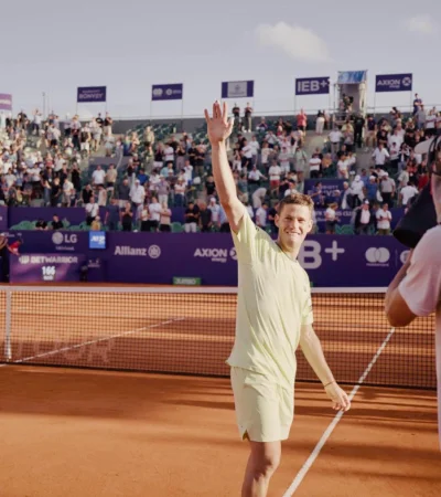 El Peque Schwartzman aun sigue dando batalla