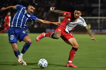 Godoy Cruz dejó la vida y rescató un punto ante el River de las estrellas