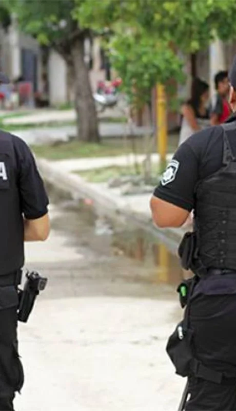 Los hermanos son buscados intensamente por efectivos de la Policía bonaerense. (Foto: web)