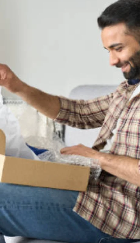 Los regalos enviados por mujeres en el Día de los Enamorados creció en 2025.