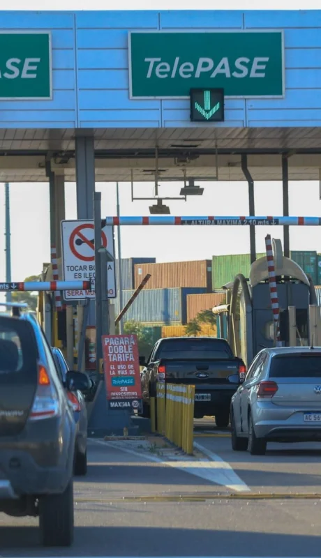 Según Manuel Adorni, la empresa estatal Corredores Viales S.A. ha demostrado tener "magros resultados".