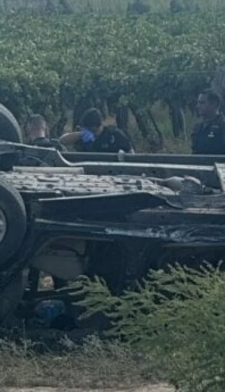 El operativo incluyó el rescate de otras dos personas que sobrevivieron al accidente, aunque no trascendió el estado de salud en el que se encuentran.