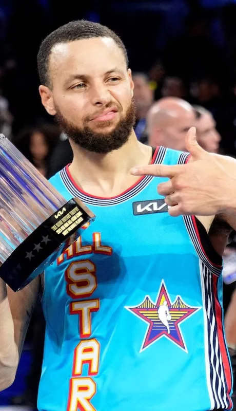 Curry fue el MVP de la jornada.