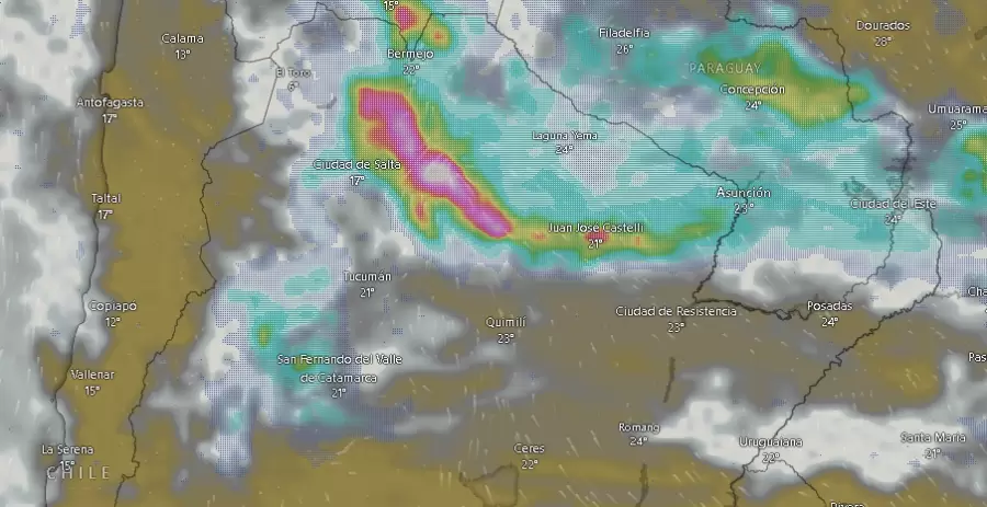 Nubes y tormentas en el norte de Argentina el 18 de febrero a las 10.00.