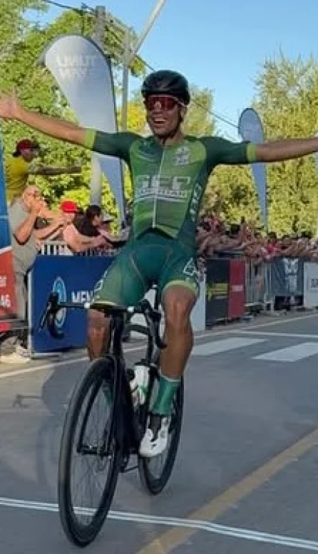 Leo Cobarrubia se impuso en la tercera etapa