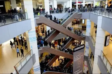 Se duplicó la cantidad de argentinos al exterior: preocupa salida de dólares