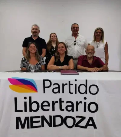 Integrantes del Partido Libertario mendocino. (Foto: web)