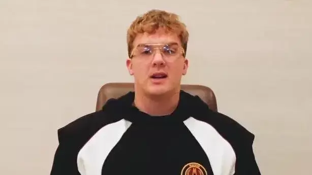 Hayden Mark Davis, el creador de la criptomoneda, habló en sus redes sociales después del escándalo./