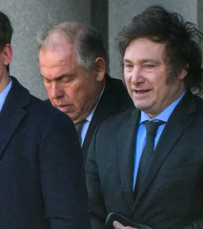 Santiago Caputo quedó en la mira después del criptogate/