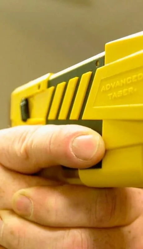 Pistolas Taser.