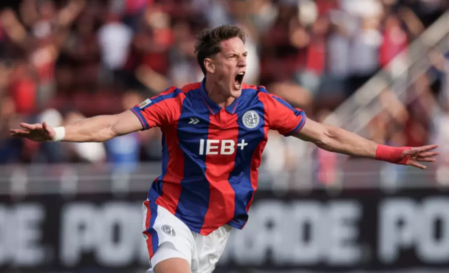 Vombergar en un gran momento en San Lorenzo.