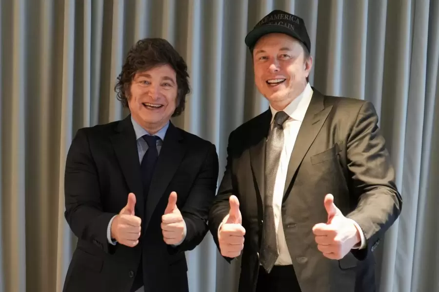 El presidente Milei le hizo un especial regalo a Elon Musk/