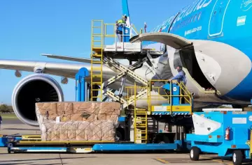 Las compras en el exterior se duplican por la flexibilización de envíos  y el dólar barato