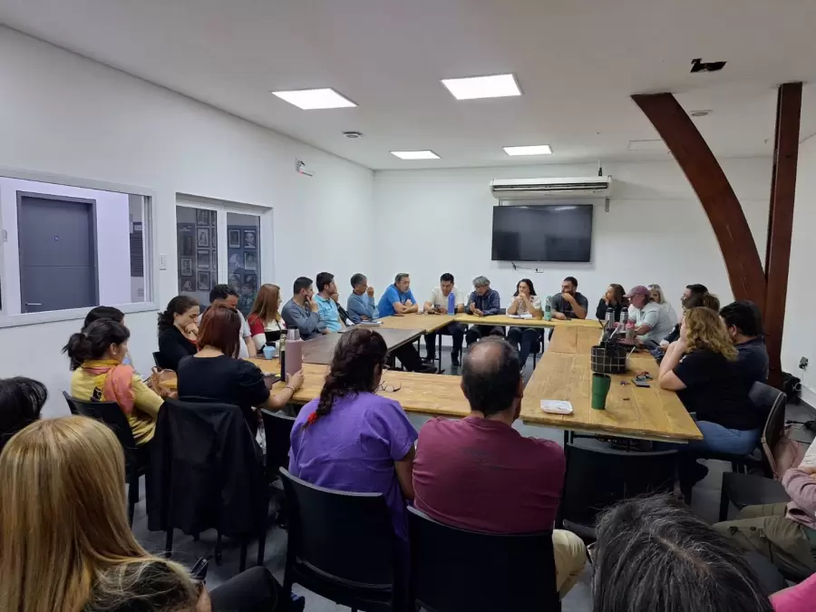 La decisión se tomó en un plenario celebrado en Tupungato, con 125 votos a favor y 45 en contra.