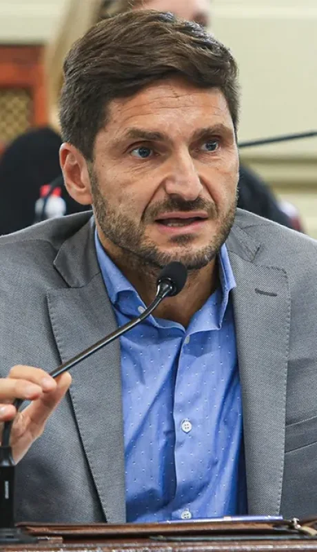 La única provincia de las que desdoblaron las elecciones que mantiene las PASO es Santa Fe./