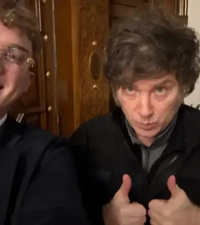 Hayden Davis y Javier Milei