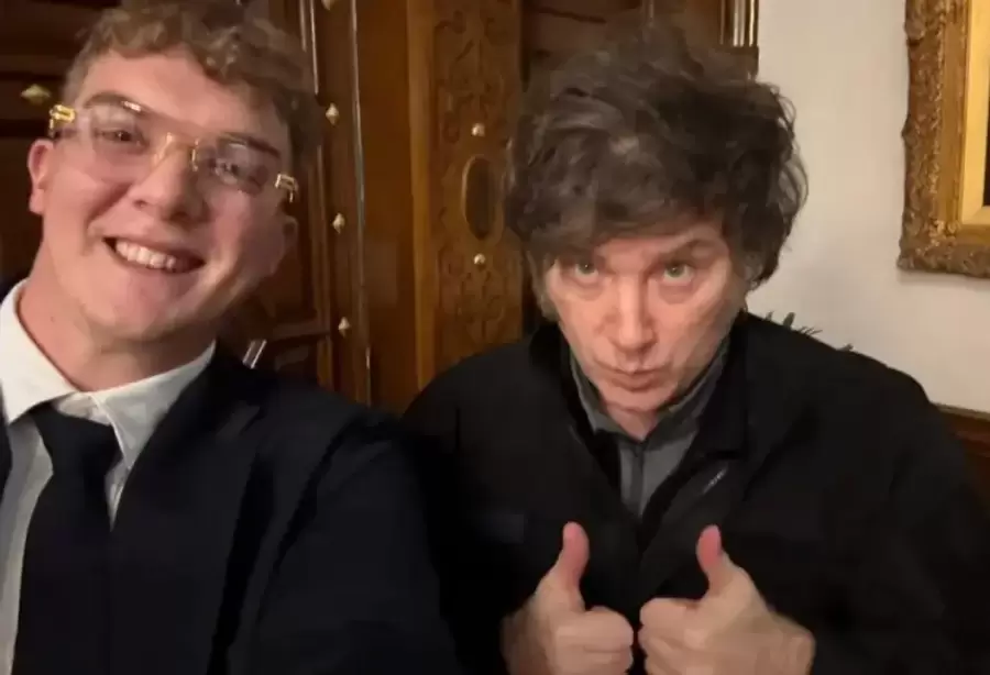 Hayden Davis y Javier Milei