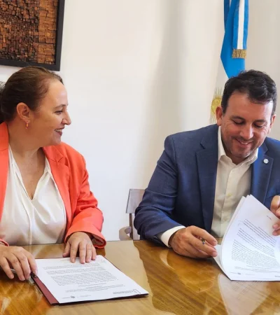 María Tramutola de Cimientos y el ministro García Zalazar