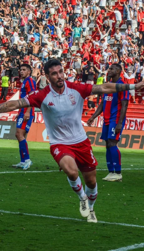 Huracán se quedó con el clásico.