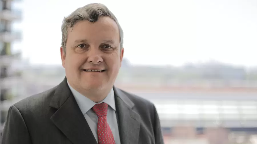 "En lo que respecta al manejo de las empresas, el Estado ha sido incapaz de cumplir con su función con un mínimo de eficiencia" (A. Abram)