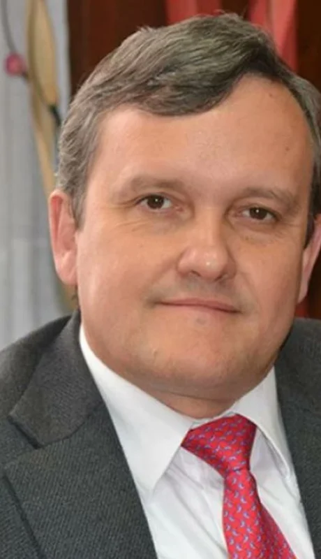 "Durante años, en las últimas décadas, lo único que han hecho las empresas públicas es dar pérdidas" (A. Abram)