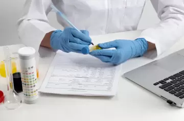 Proyecto para que los legisladores se realicen exámenes toxicológicos