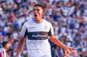 Detuvieron al futbolista de Gimnasia Alan Sosa, su pareja lo denunció por secuestro