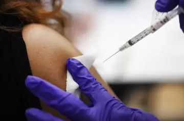 Nuevo carnet de vacunación para adultos: cómo funciona y por qué es clave