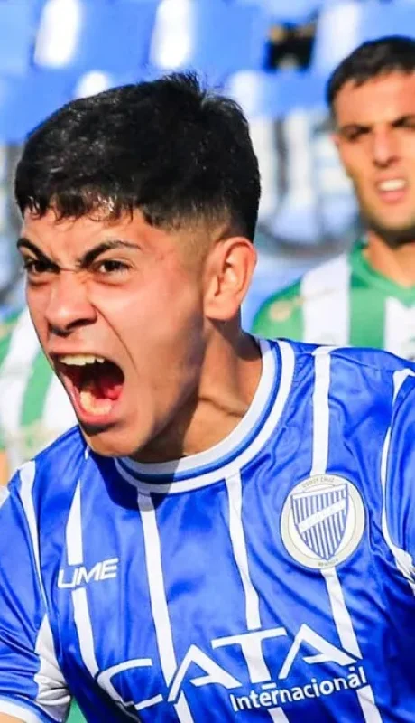 Mateo Mendoza, pieza clave de la defensa del Tomba.